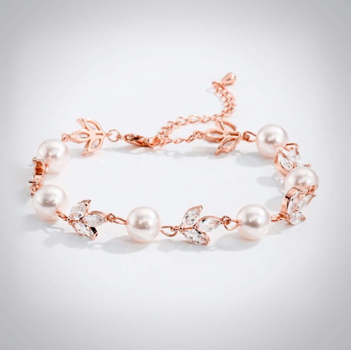 Perla - Pearl and Cubic Zirconia Bridal Bracelet - Available in Silver, Rose Gold and Yellow Gold