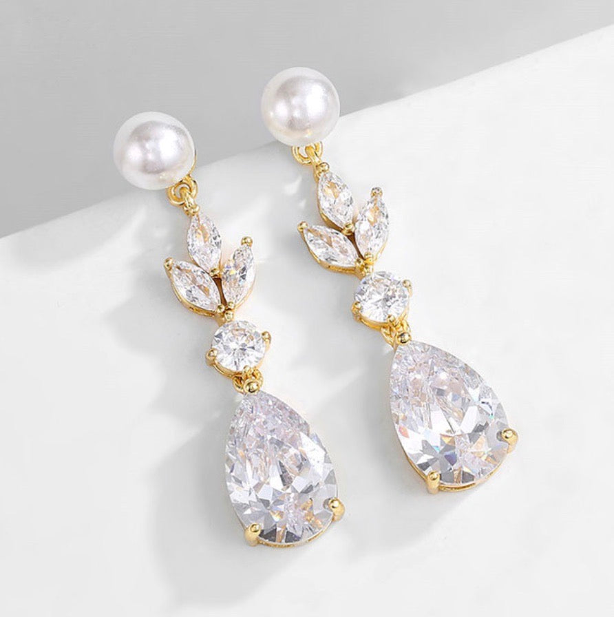 Perla - Pearl and Cubic Zirconia Bridal Earrings - Available in Silver, Rose Gold and Yellow Gold
