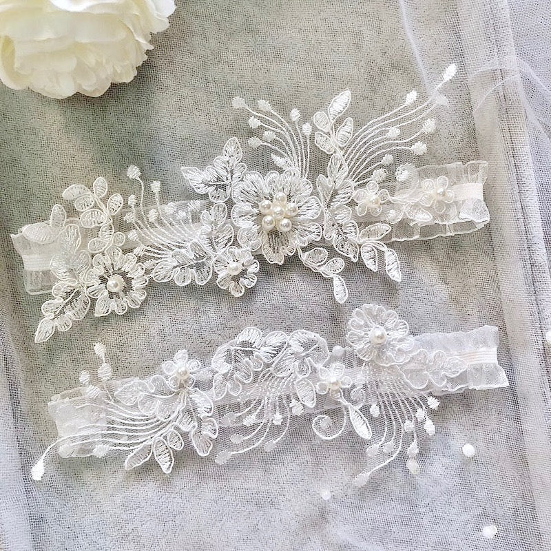 Janis - Lace and Pearl Bridal Garter Set