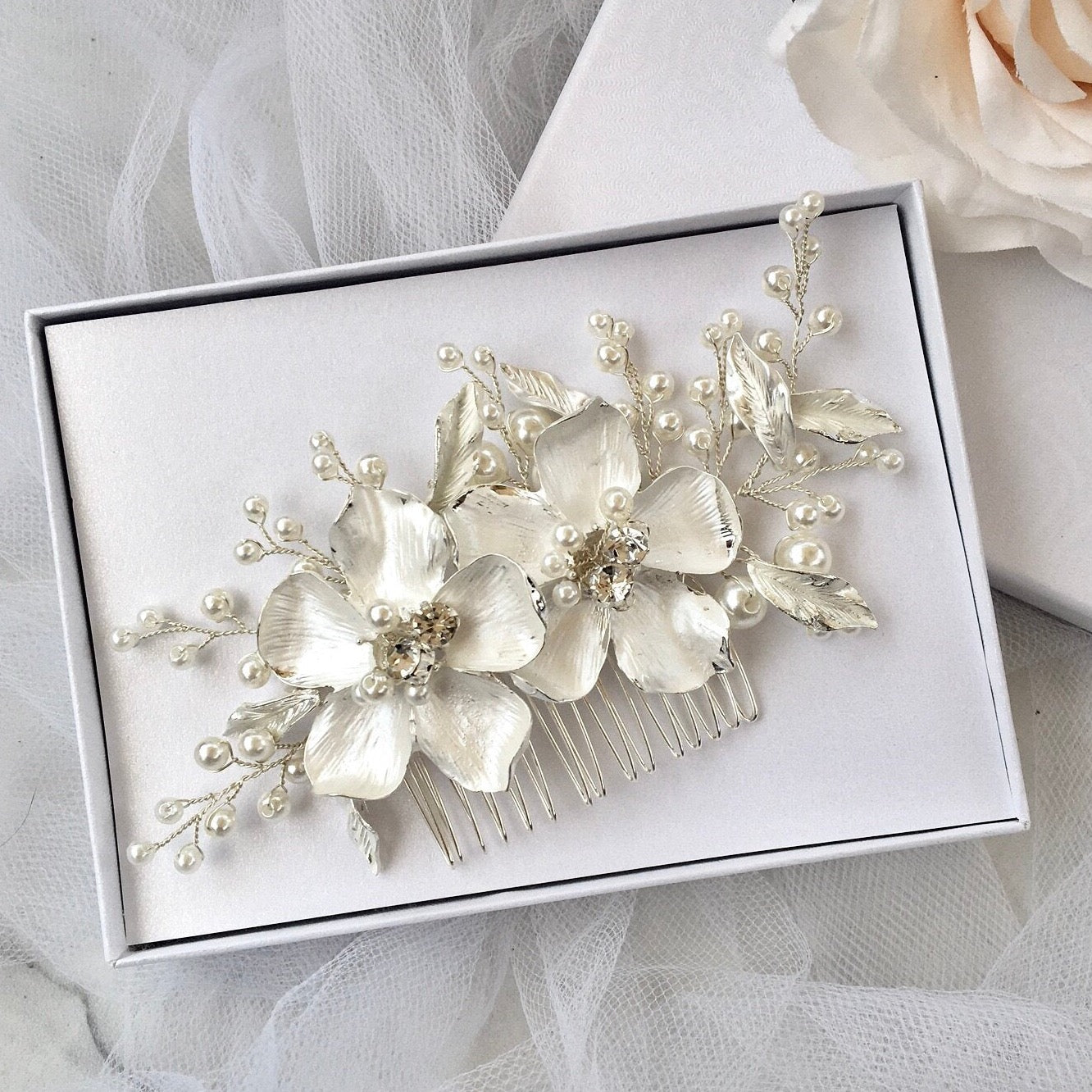 Geneva - Pearl Bridal Hair Comb - Available in Gold and Silver