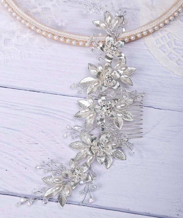 "Martina" - Pearl and Crystal Bridal Hair Comb - Available in Gold and Silver
