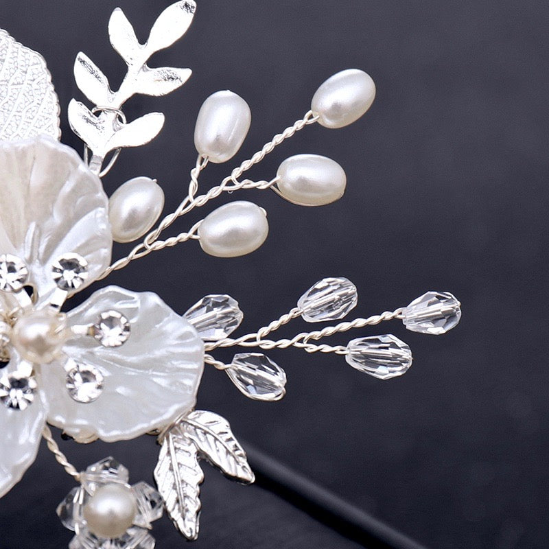 Clover - Pearl and Crystal Bridal Hair Comb - Available in Yellow Gold and Silver