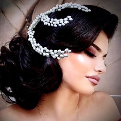 "Loretta" - Pearl Bridal Hair Comb / Vine