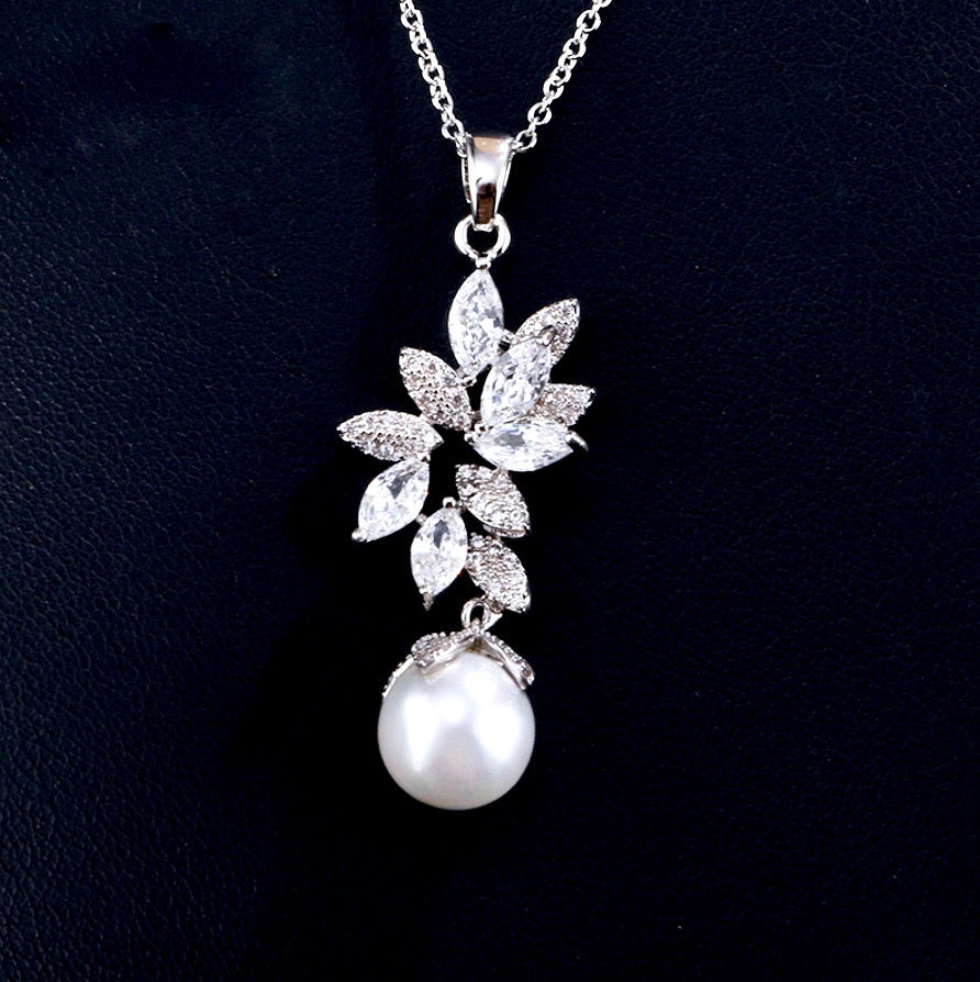Ida - Pearl and Cubic Zirconia Bridal Jewelry Set
