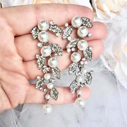 Sidra - Pearl and Rhinestone Bridal Earrings