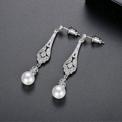 "Aretha" - Pearl and Cubic Zirconia Bridal Jewelry Set
