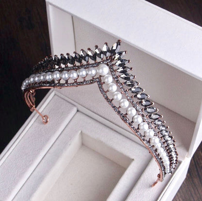 "Asari" - Baroque Vintage Bridal Tiara