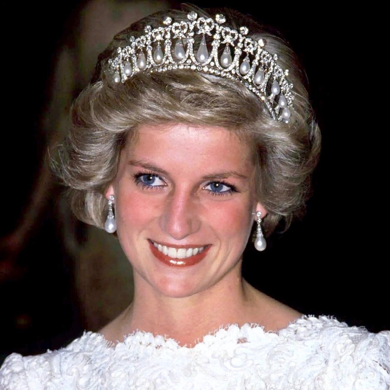 Diana - Silver Pearl and Cubic Zirconia Bridal Tiara