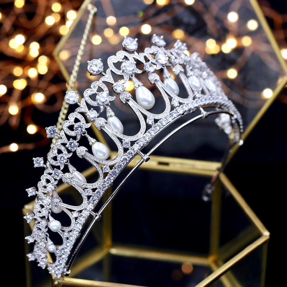 Diana - Silver Pearl and Cubic Zirconia Bridal Tiara