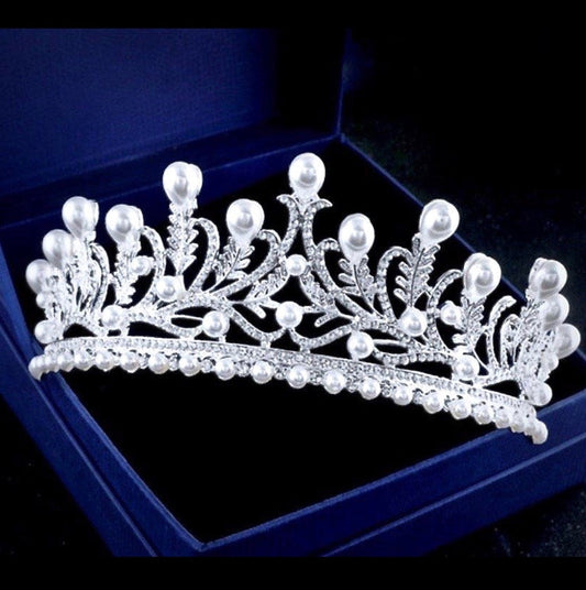 Monique - Pearl and Cubic Zirconia Bridal Tiara