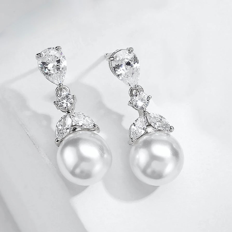 Chantria - Pearl and Cubic Zirconia Bridal Jewelry Set - Available in Rose Gold and Silver