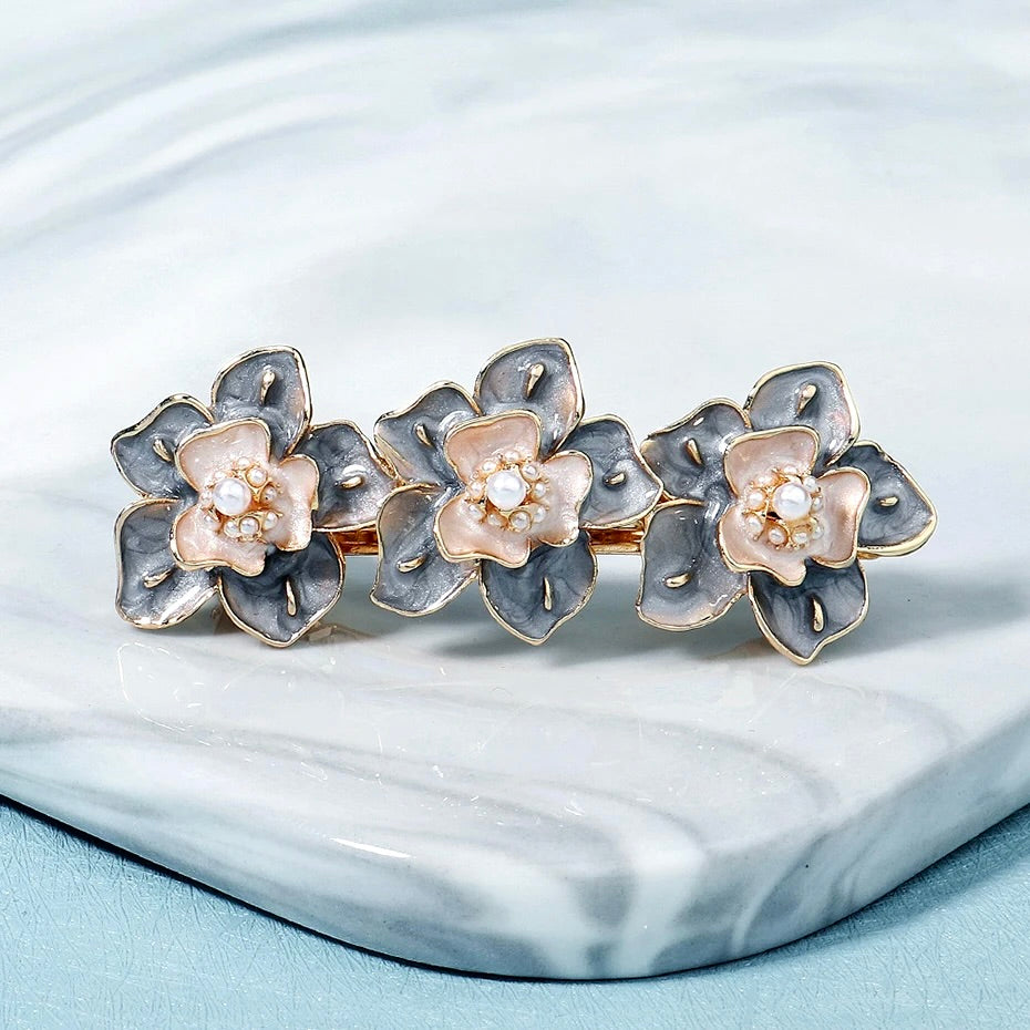 "Minnie" - Pearl Enameled Hair Clip / Barrette