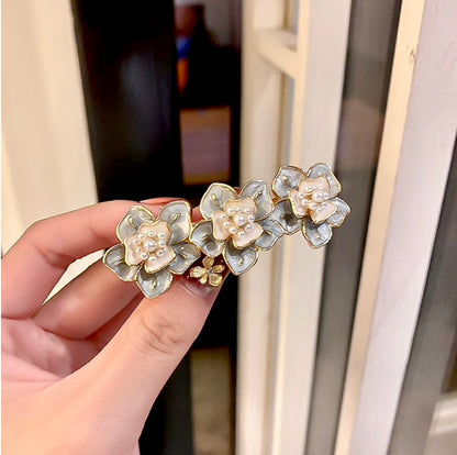 "Minnie" - Pearl Enameled Hair Clip / Barrette
