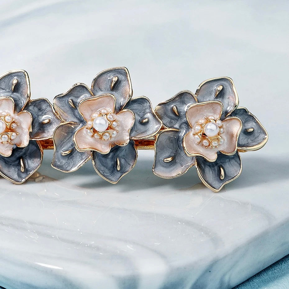 "Minnie" - Pearl Enameled Hair Clip / Barrette