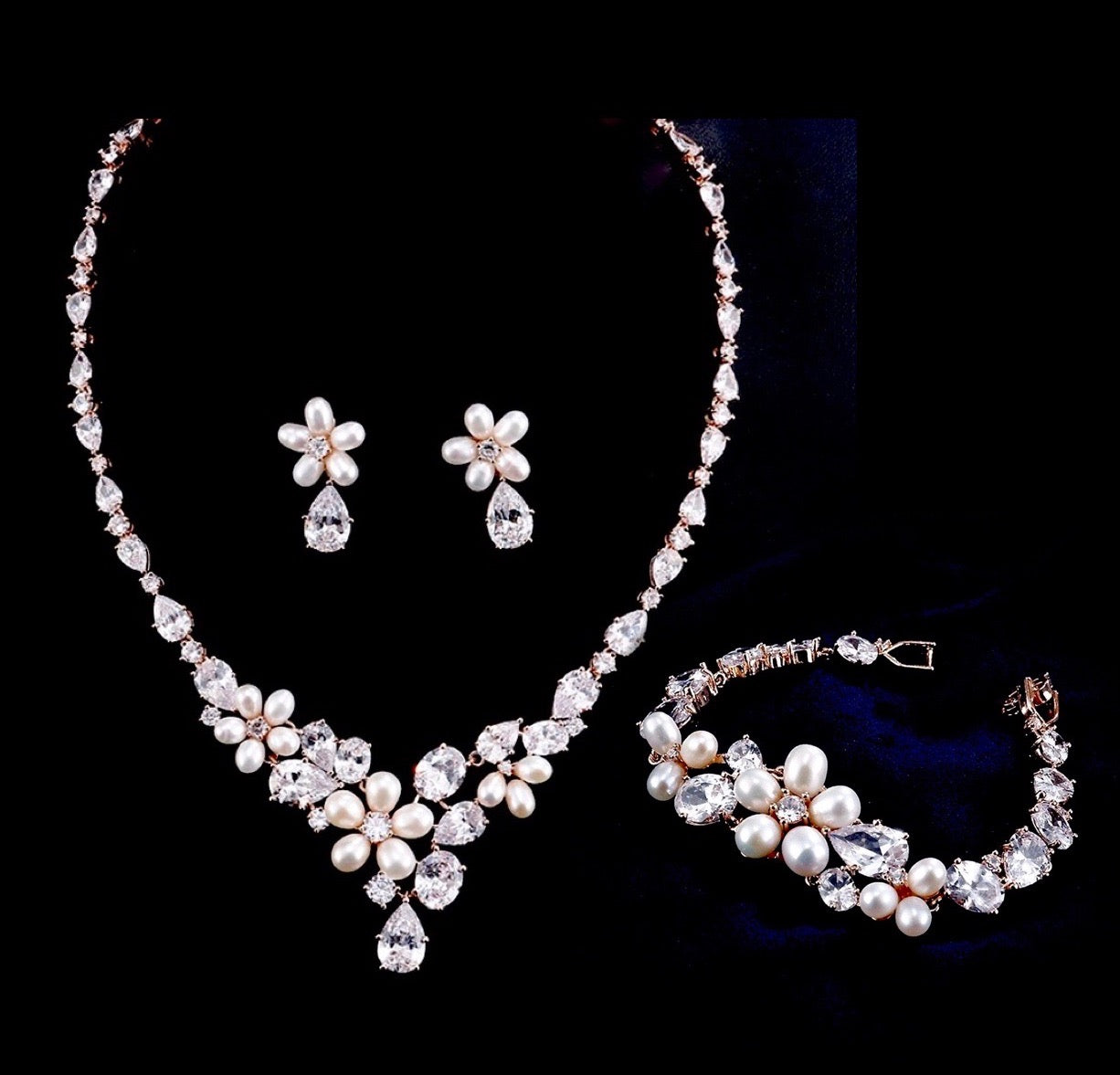 Eloise - Freshwater Pearl and Cubic Zirconia Bridal Bracelet - Available in Rose Gold and Silver