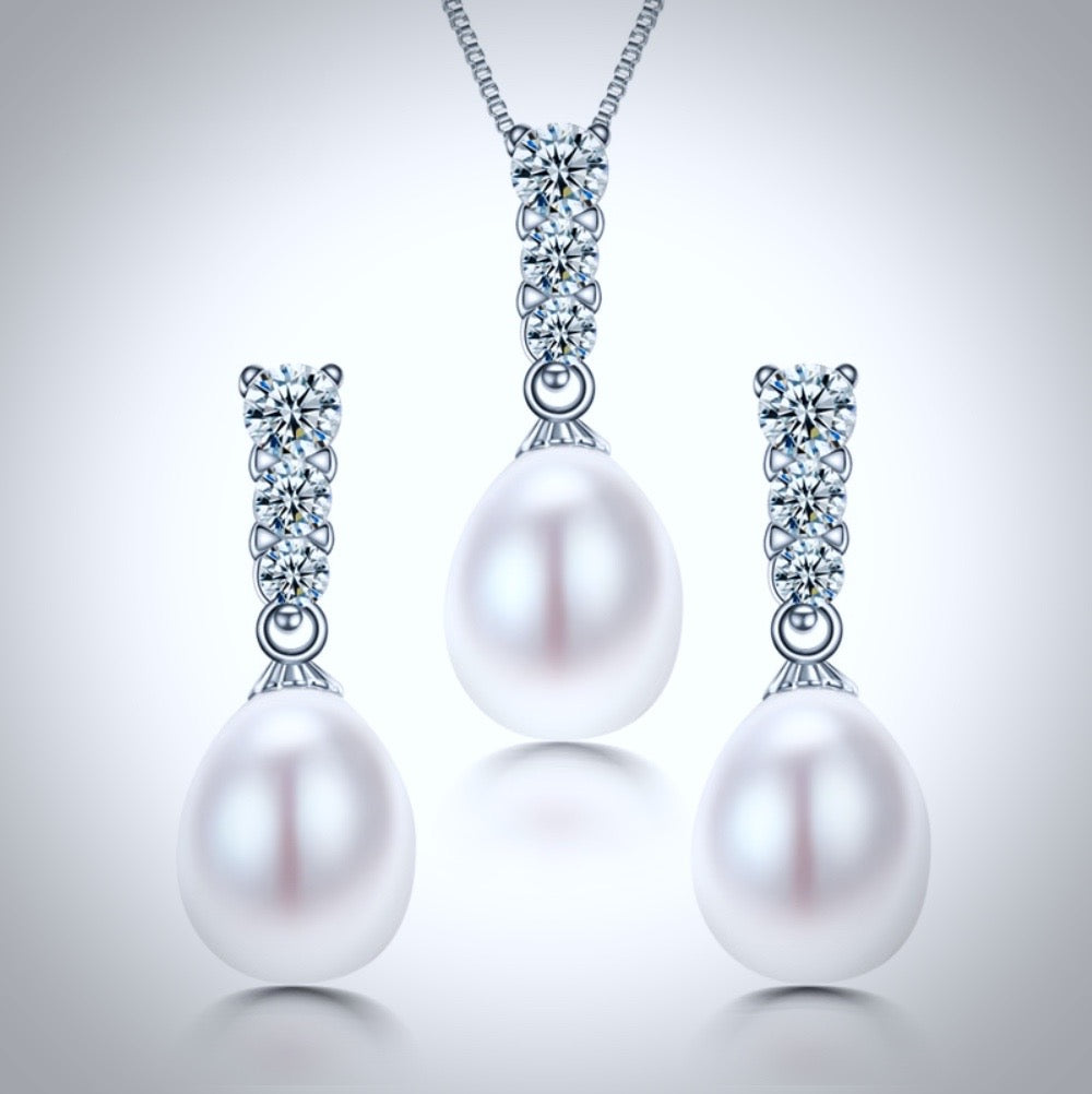 "Doris" - Sterling Silver Pearl and Cubic Zirconia Bridal Jewelry Set