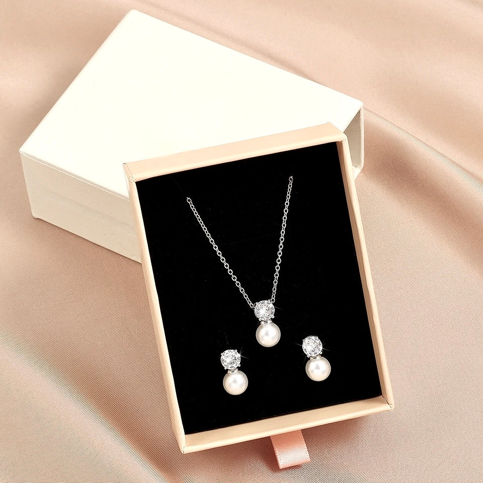 "Amarra" - Pearl and Cubic Zirconia Jewelry Set - Available in Silver and Rose Gold