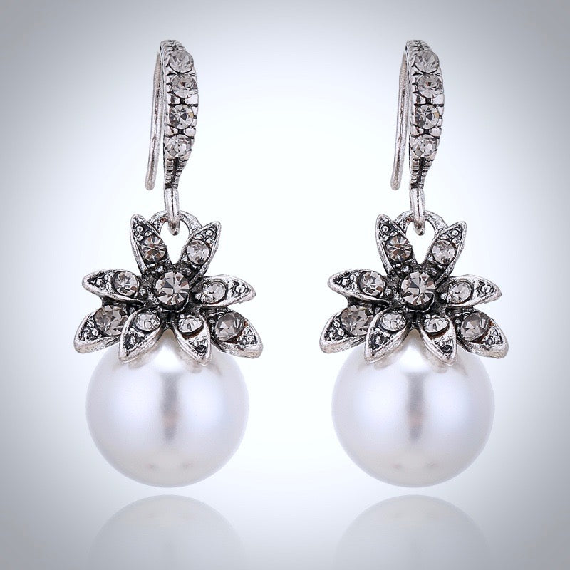 "Karyn" - Pearl Bridesmaids Earrings - More Colors Available