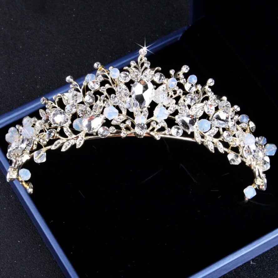 Liana - Bridal 3-Piece Jewelry Set With Tiara - Available in Gold and Silver