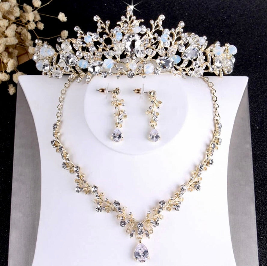Liana - Bridal 3-Piece Jewelry Set With Tiara - Available in Gold and Silver