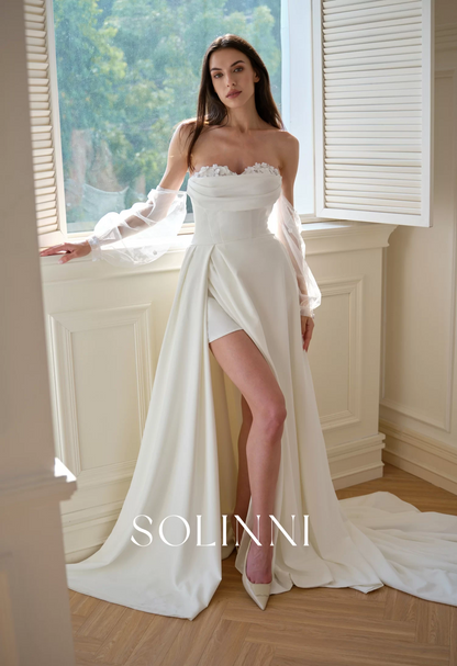 Aluna – Crepe Wedding Dress with 3D Florals and Detachable Sleeves