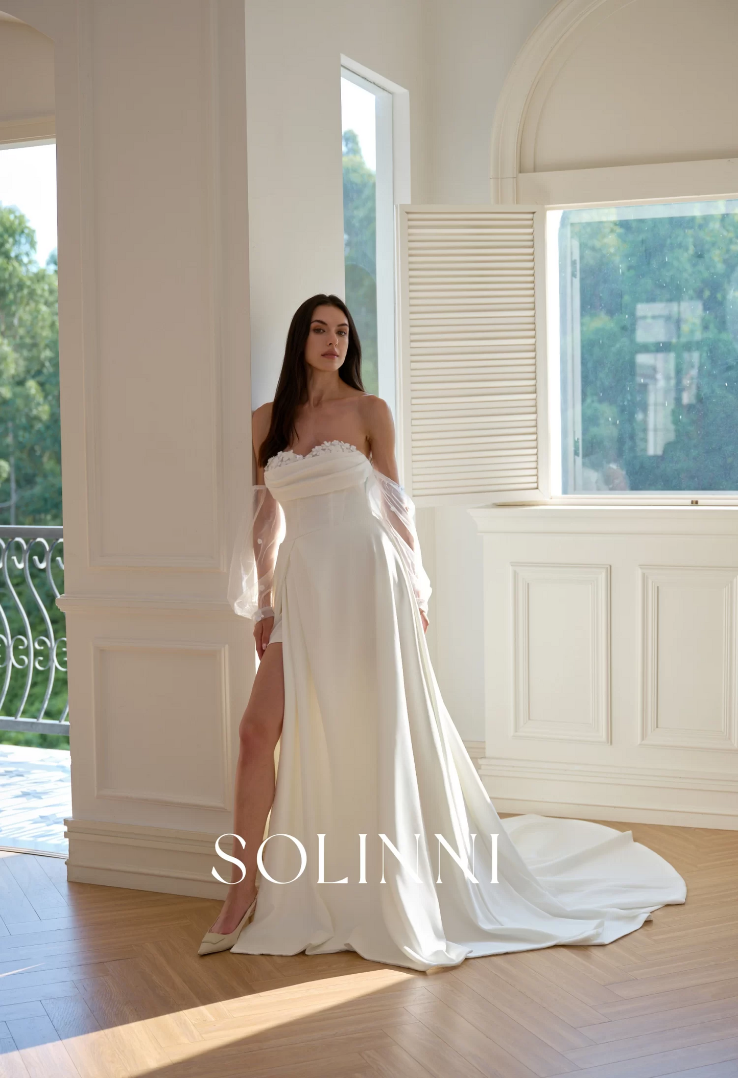 Aluna – Crepe Wedding Dress with 3D Florals and Detachable Sleeves