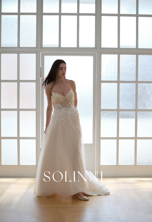 Lumina – Pink Wedding Dress with Detachable Sleeves