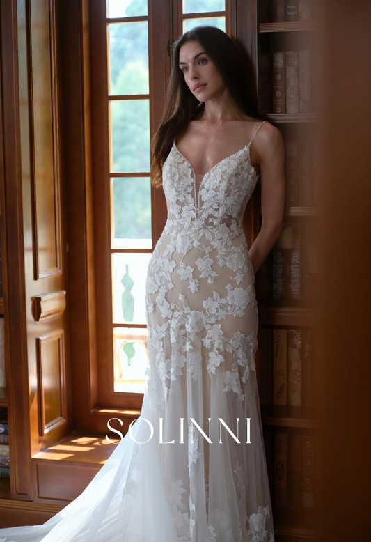 Noelle – Lace Mermaid Wedding Dress with Petal Embroidery