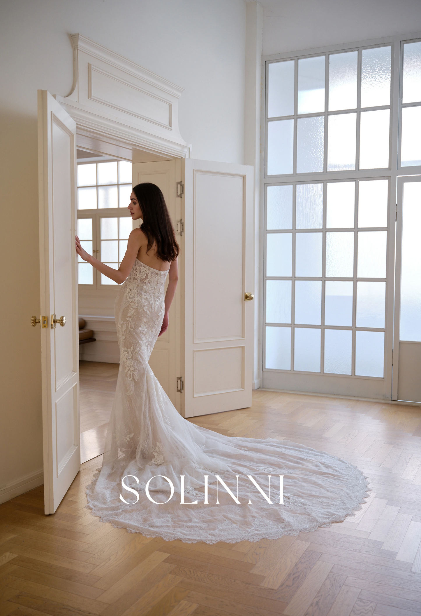 Sylvie – Lace Mermaid Wedding Dress with Sweetheart Neckline