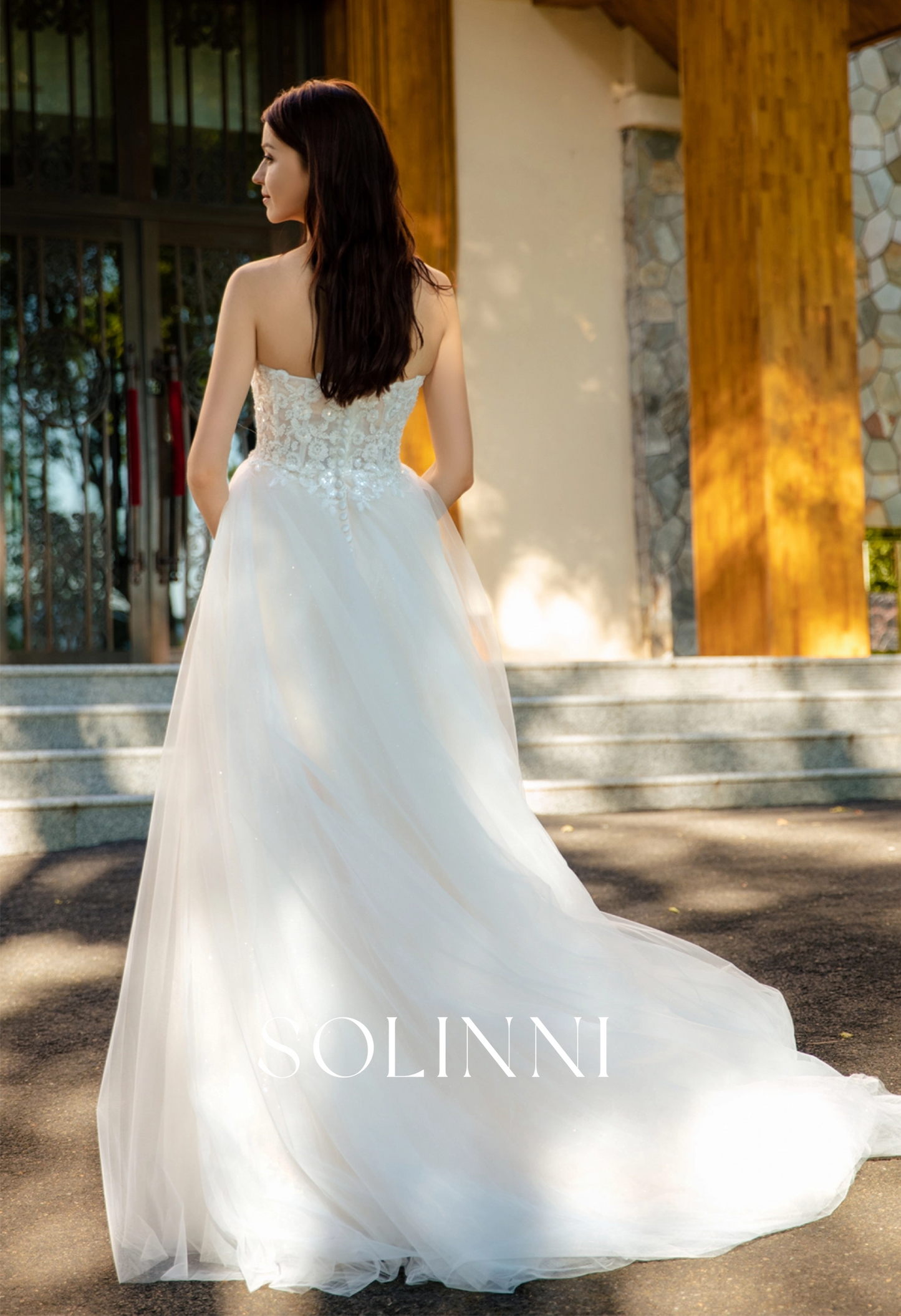 Versatile Sequin Lace Gown with Shimmering Tulle Skirt