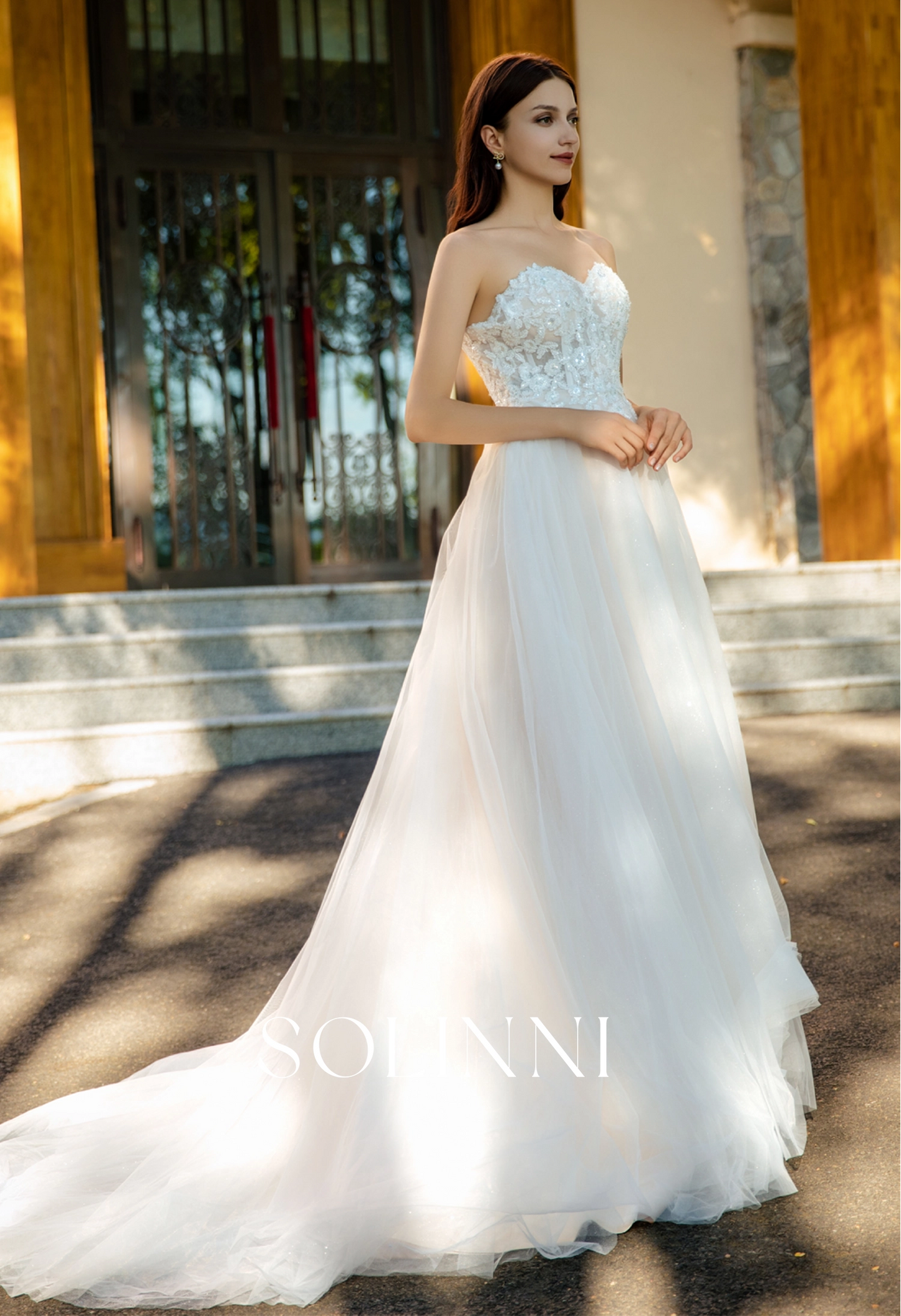 Versatile Sequin Lace Gown with Shimmering Tulle Skirt