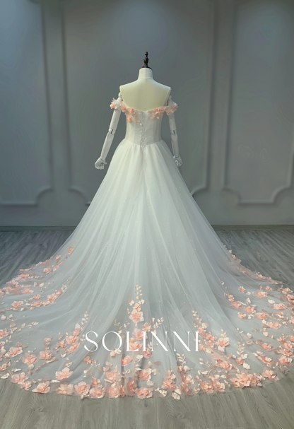 A-line Wedding dress with 3D organza floral Lace