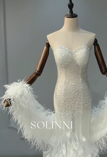 Luxurious Feather Mermaid Dress with Ruffled Train