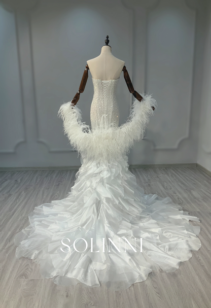 Luxurious Feather Mermaid Dress with Ruffled Train