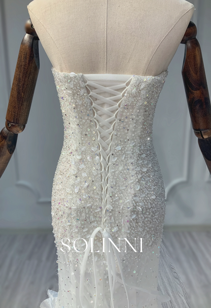 Luxurious Feather Mermaid Dress with Ruffled Train