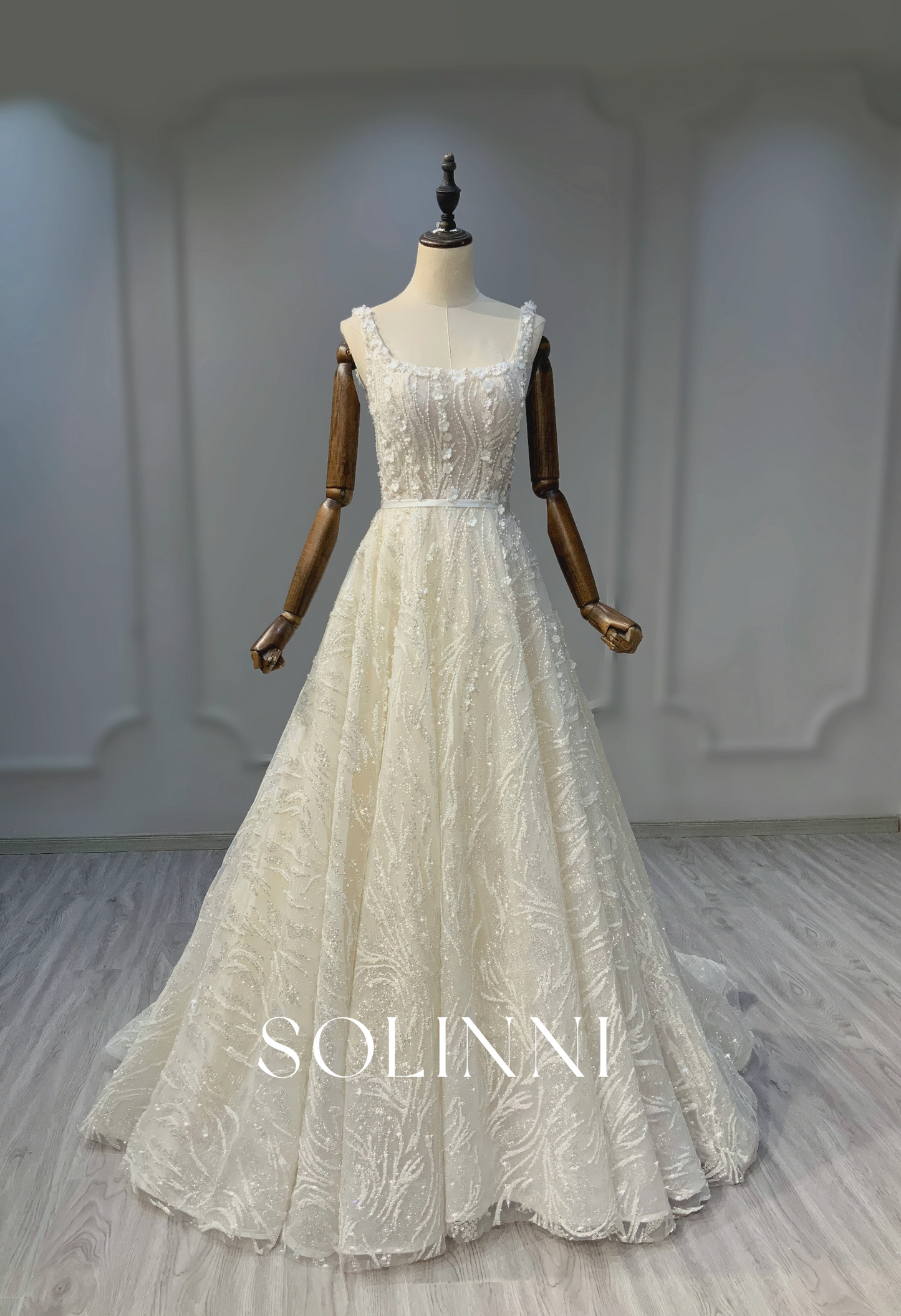 Exquisite Beaded Lace A-Line Wedding Dress
