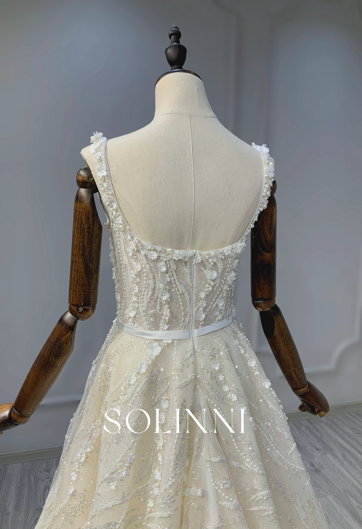 Exquisite Beaded Lace A-Line Wedding Dress