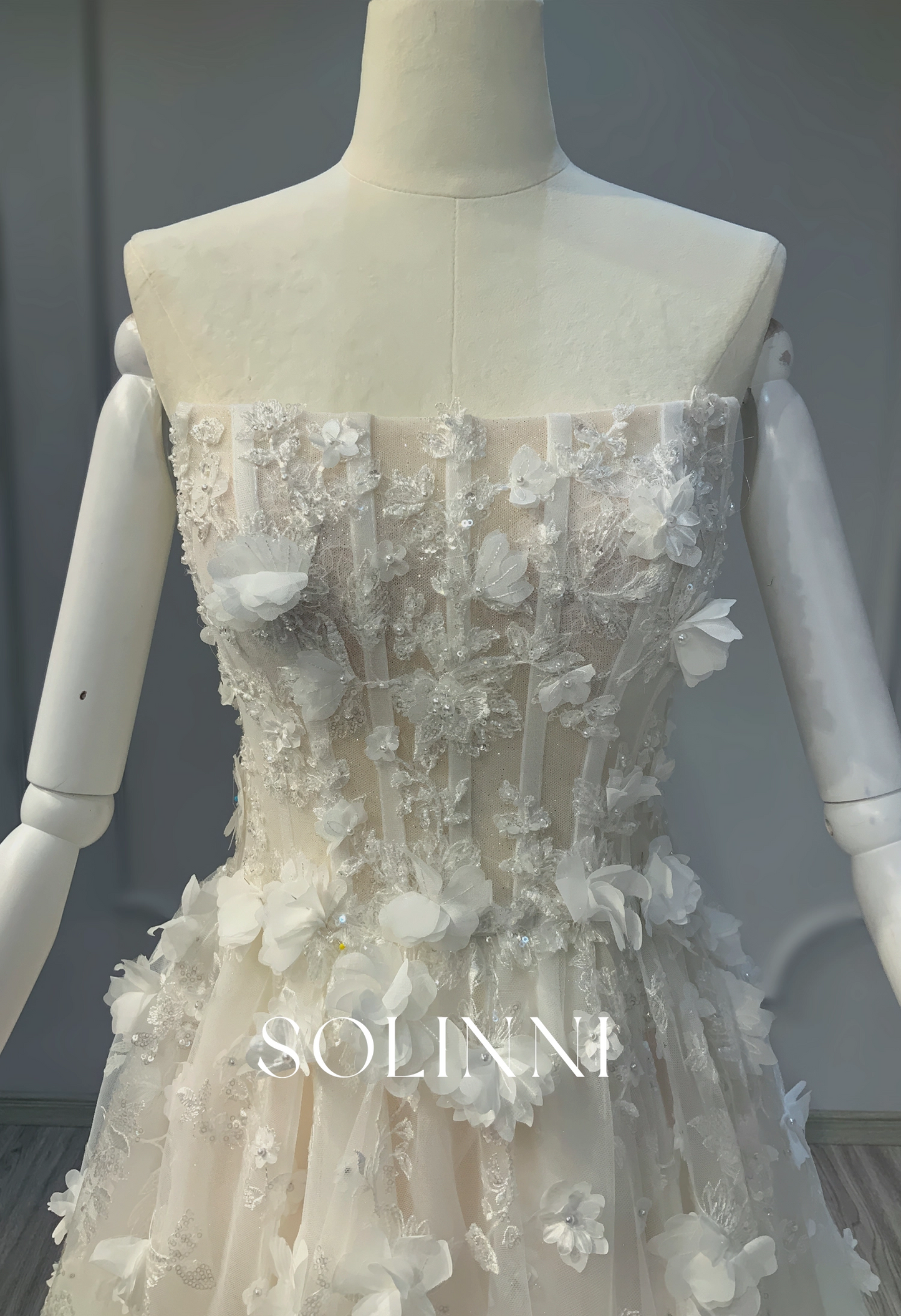 3D Floral Lace Full Skirt A-Line Wedding Dress
