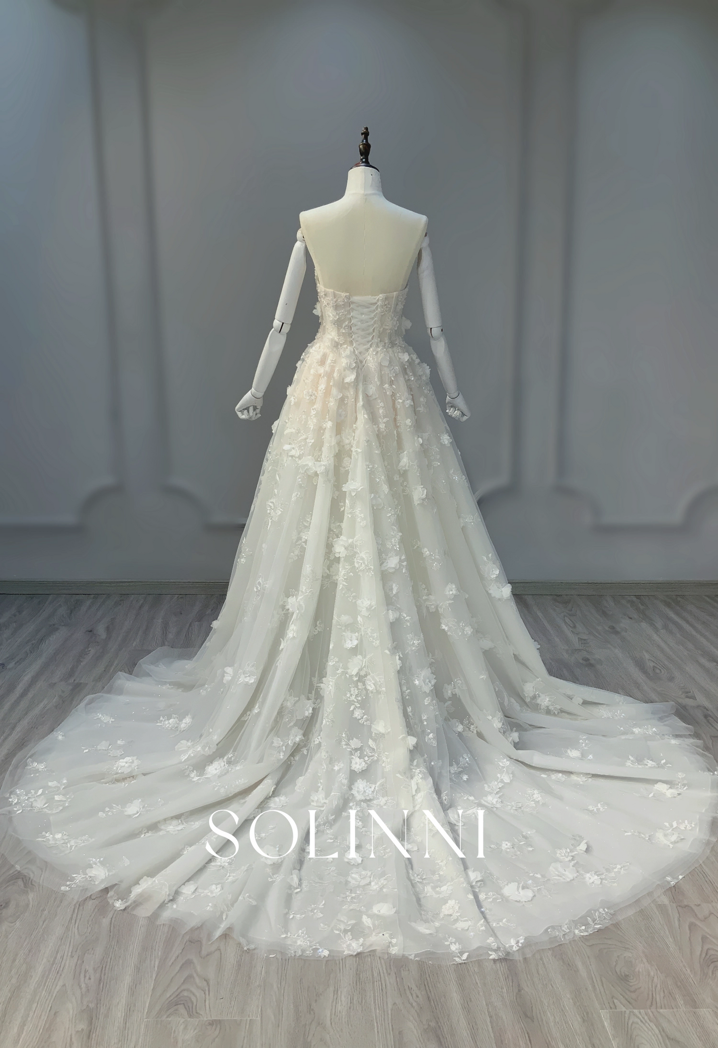 3D Floral Lace Full Skirt A-Line Wedding Dress