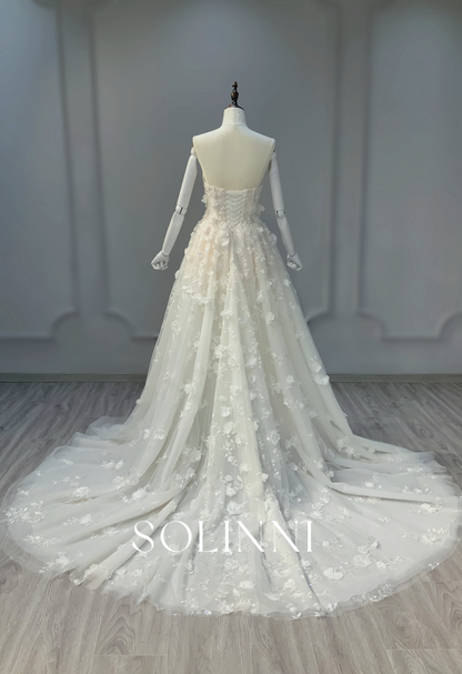 3D Floral Lace Full Skirt A-Line Wedding Dress