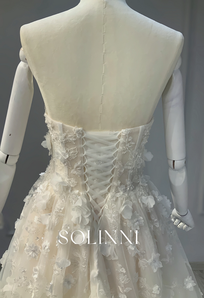 3D Floral Lace Full Skirt A-Line Wedding Dress