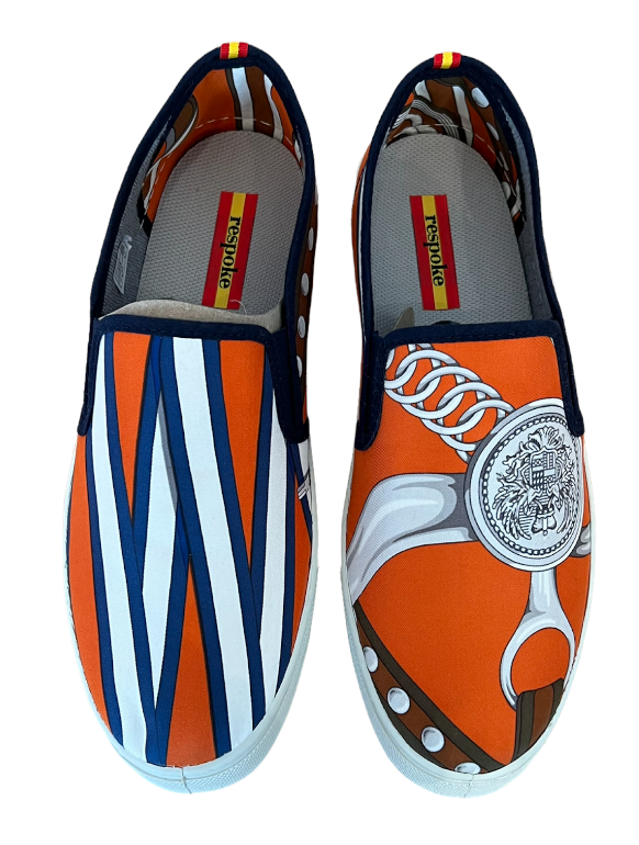 VICTOR Orange Sneaker