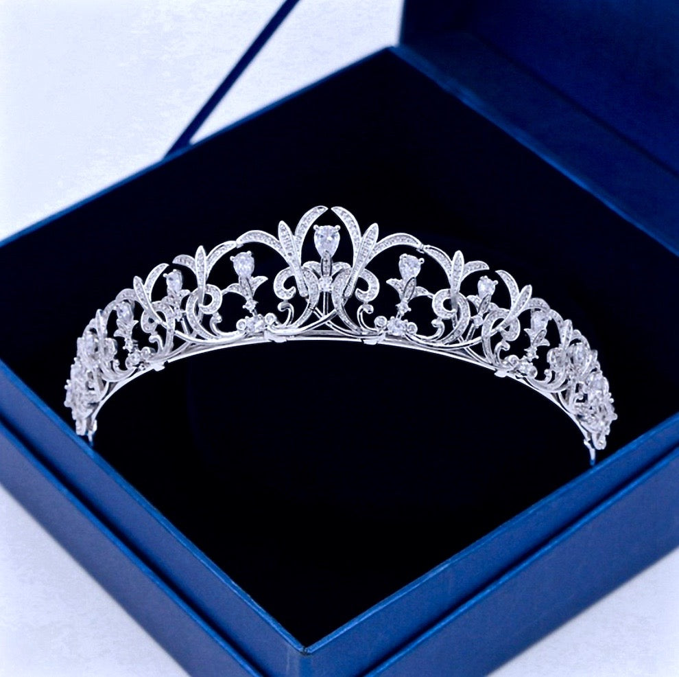 Lynnea - Silver Cubic Zirconia Bridal Tiara