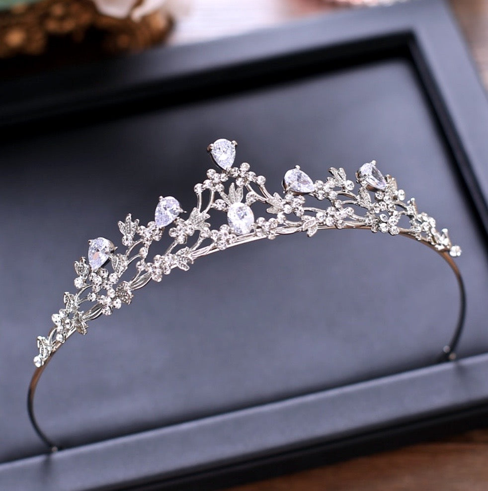 Annelise - Silver Cubic Zirconia Bridal Tiara