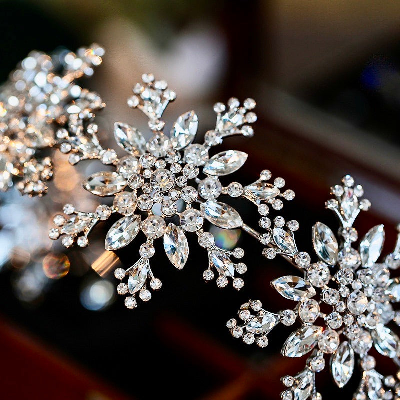 Eira - Winter Snowflake Bridal Headband