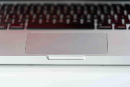 Apple MacBook Pro (13-inch Late 2013) 2.4 GHz I5-4258U 8GB RAM 2TB SSD (Silver)