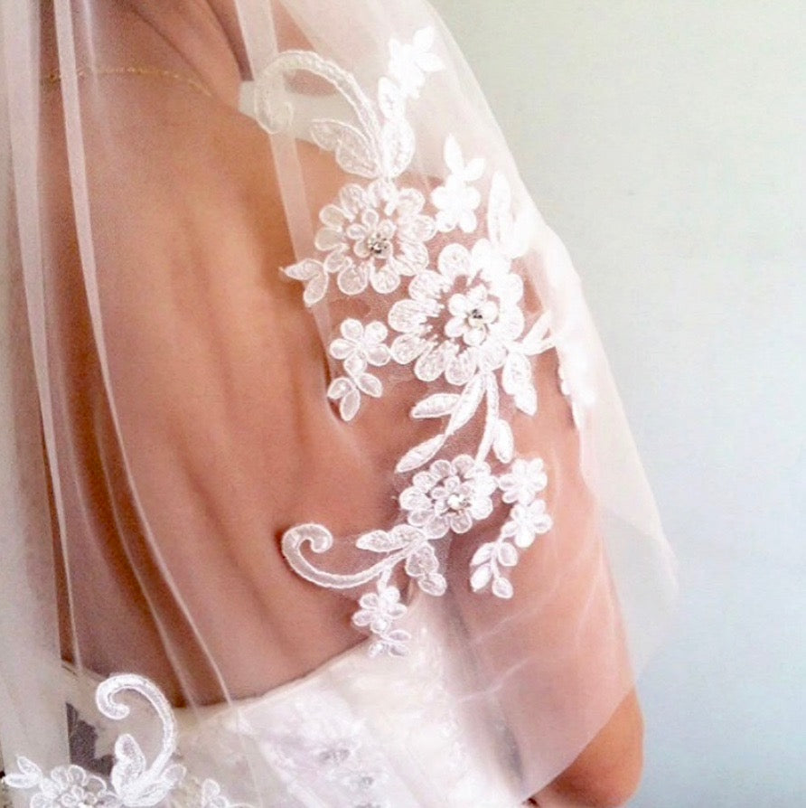 "Julianne" - Lace Edge Fingertip Length Bridal Veil - Available in White and Ivory