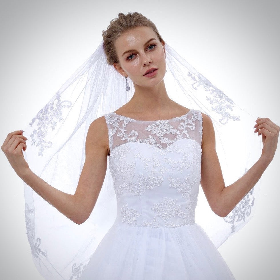 "Julianne" - Lace Edge Fingertip Length Bridal Veil - Available in White and Ivory