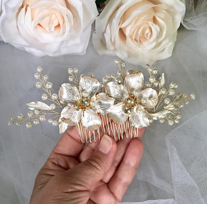 Geneva - Pearl Bridal Hair Comb - Available in Gold and Silver