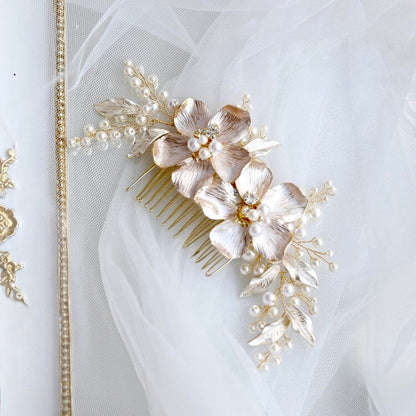 Geneva - Pearl Bridal Hair Comb - Available in Gold and Silver